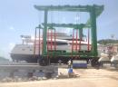 242t boat lift: Superyacht out of water. Note there are 12 slings to lift yacht. Black Butterfly used 4 slings